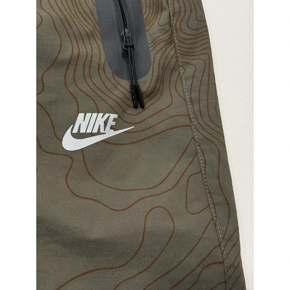 Nike Tech Open-Hem Woven Pants L Olive Topographic Print Straight Leg IM7838-325